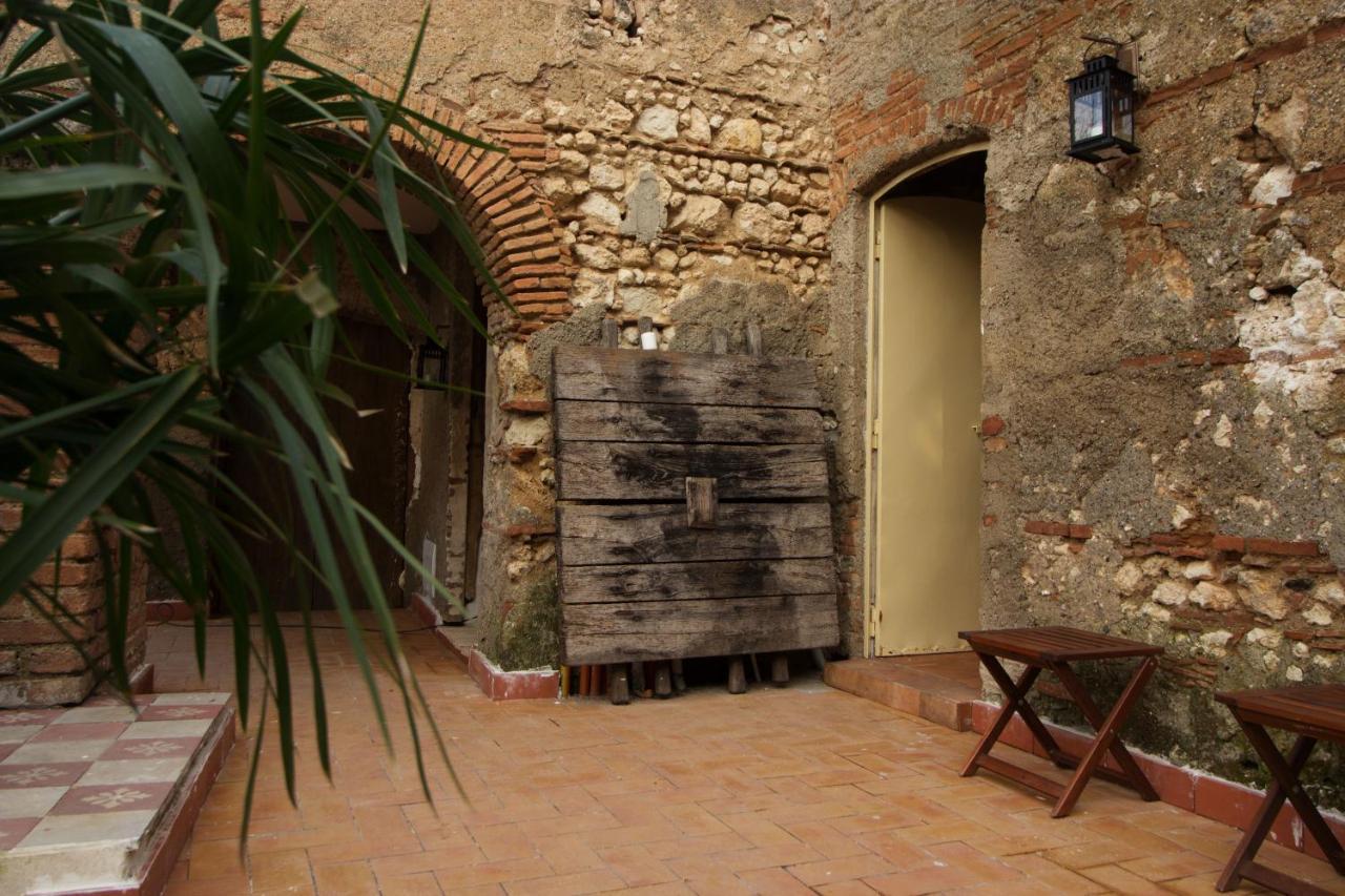 La Locanda D'Arte Santo Stefano di Camastra Exterior photo